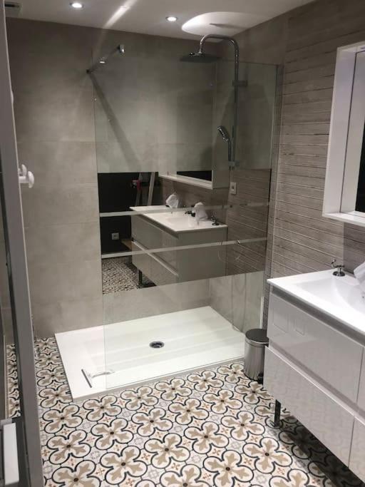Une Maison Agreable Pour Se Detendre Saint-Quentin (Aisne) Exterior foto